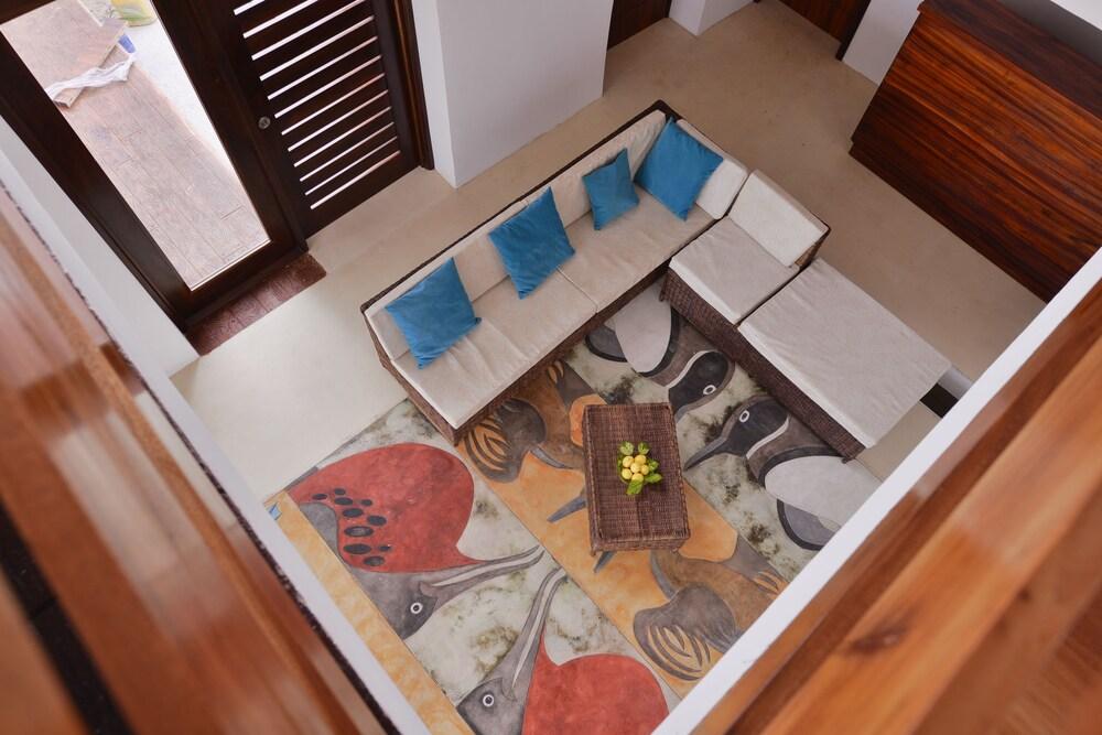 Cormorant Beach House Bed & Breakfast ปวยร์โต วิลยามิล ภายนอก รูปภาพ